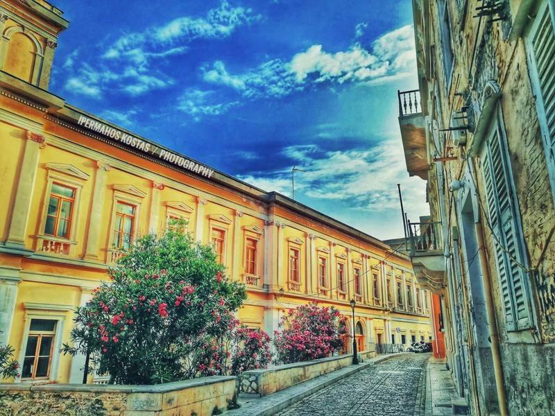 Traditional Medieval Stone House In "Ano Syros" Exteriör bild